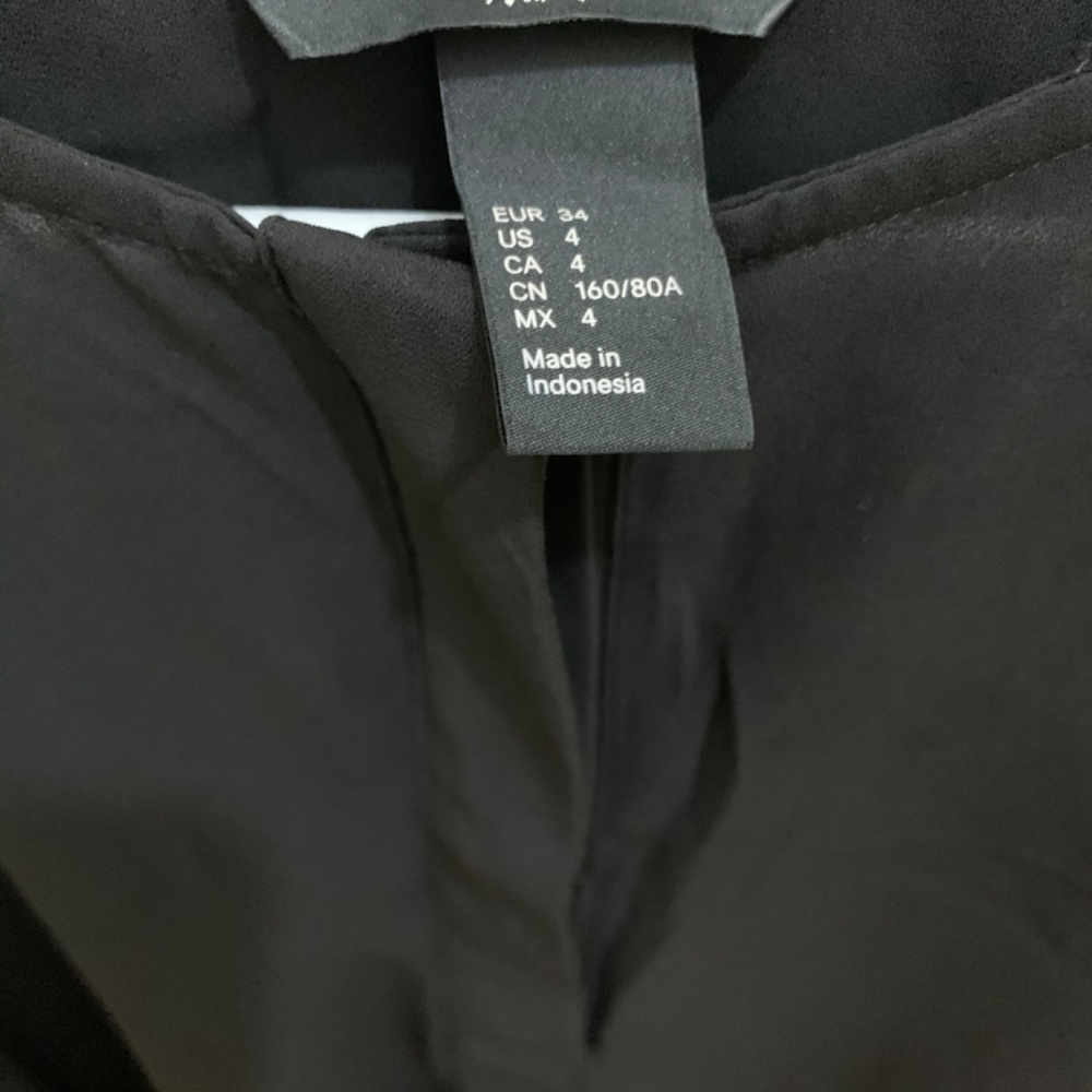 Blouse - Picture 3 of 4